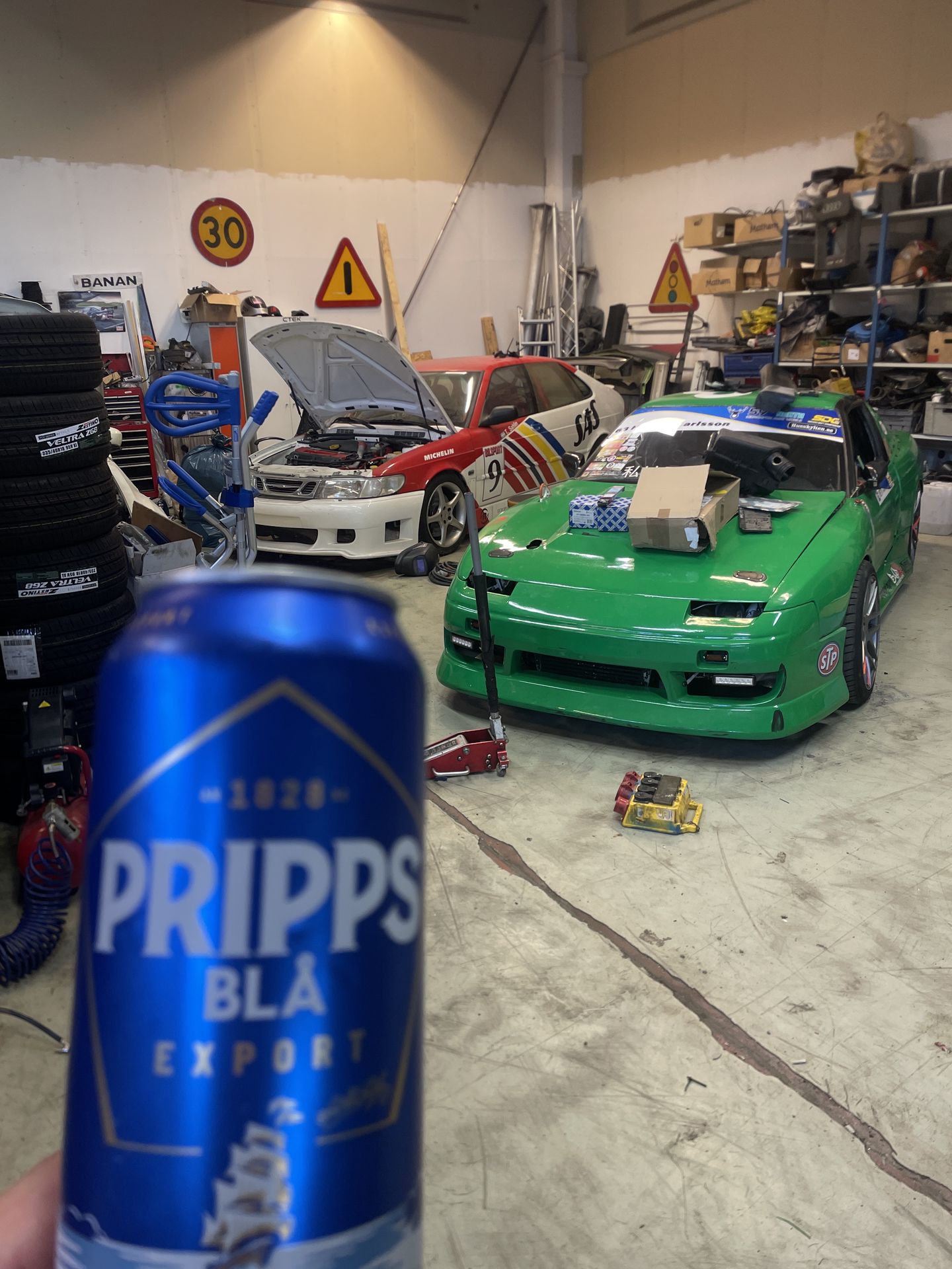 I garaget 