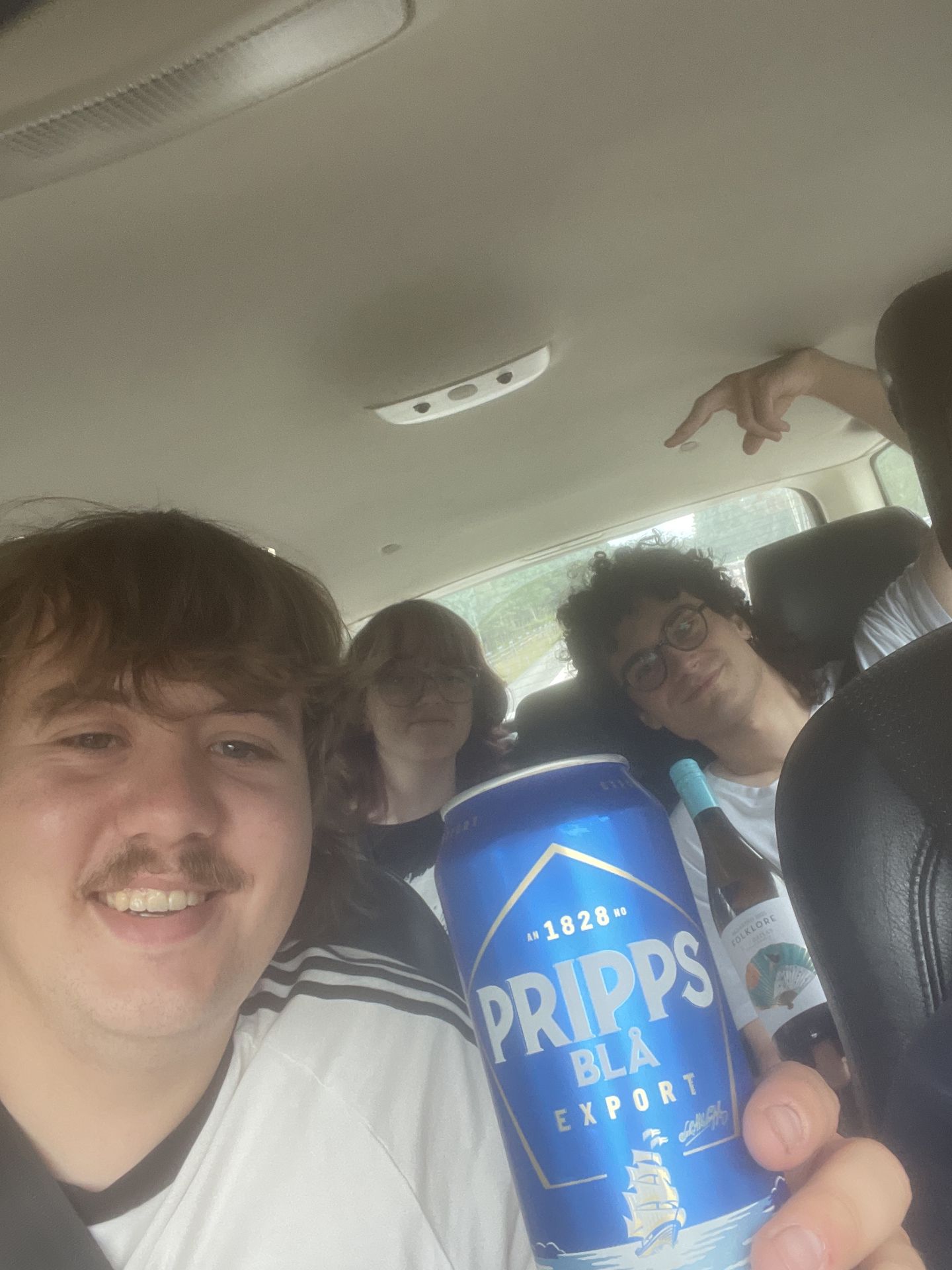 På väg till bingsjöstämman:)